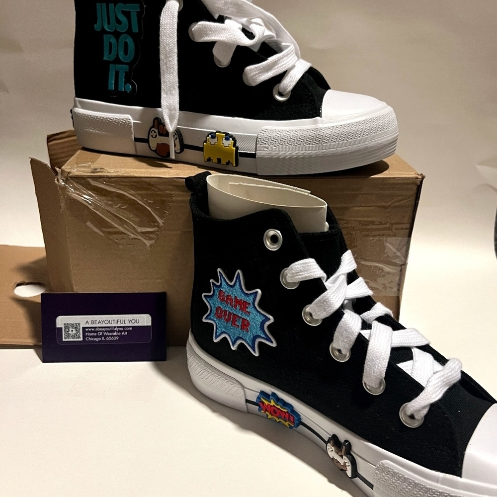 Kids Unisex Decorated Black and White High-Top Sneakers